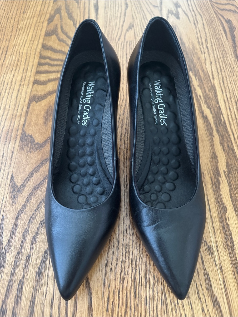 Walking Cradles Black Women's Pump with Cushioned Footbed